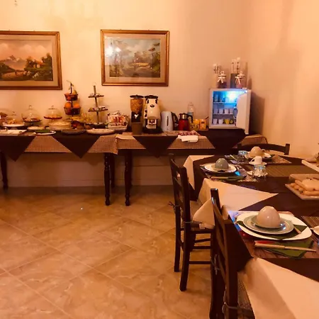 130 Bed and Breakfast 4*